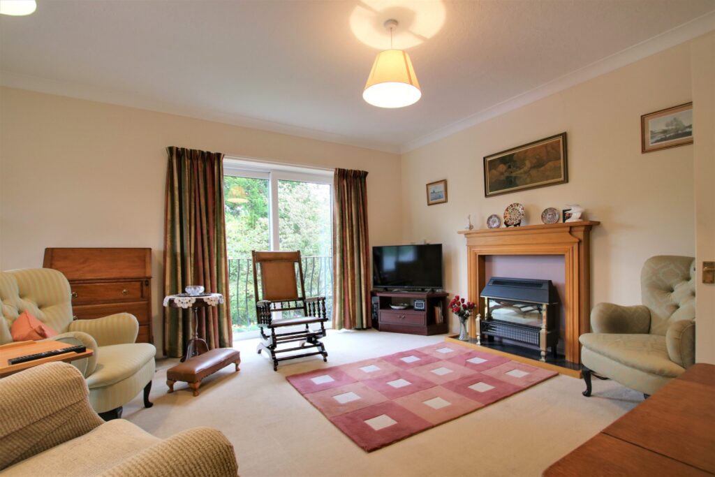 Old Parsonage Court - Lounge (No Expiry)
