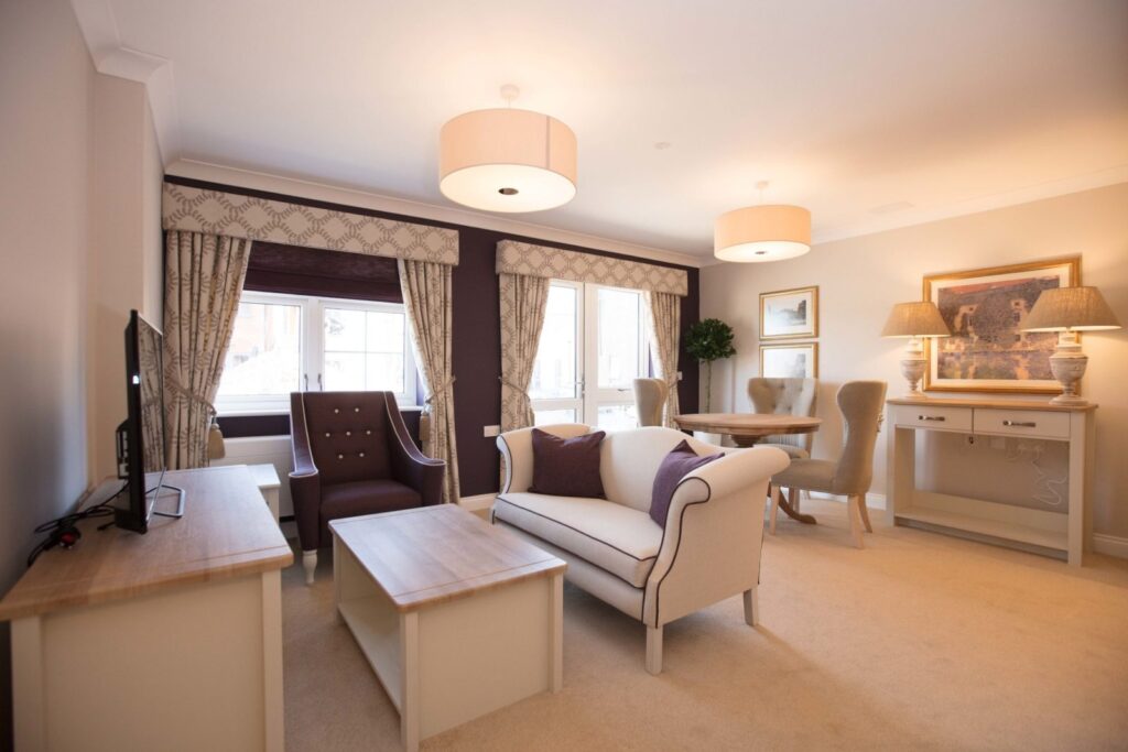 Otterbourne Mews - Lounge (No Expiry)