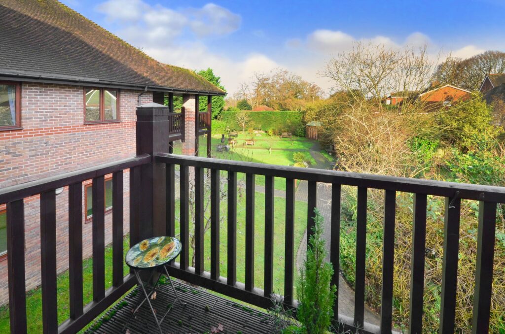 Stildon Mews - Balcony (No Expiry)